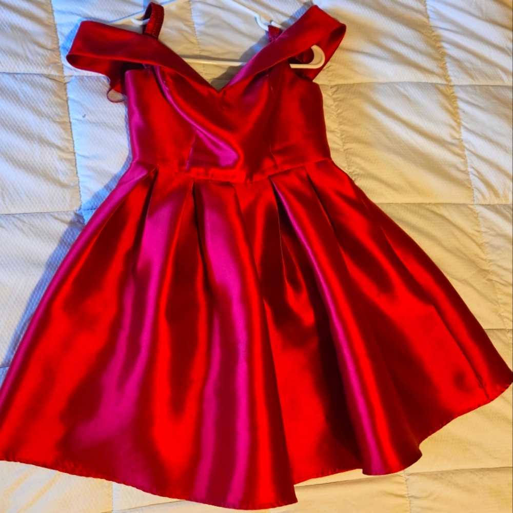 Chelsea Satin like dress from Honey   sz Medium (4-6)